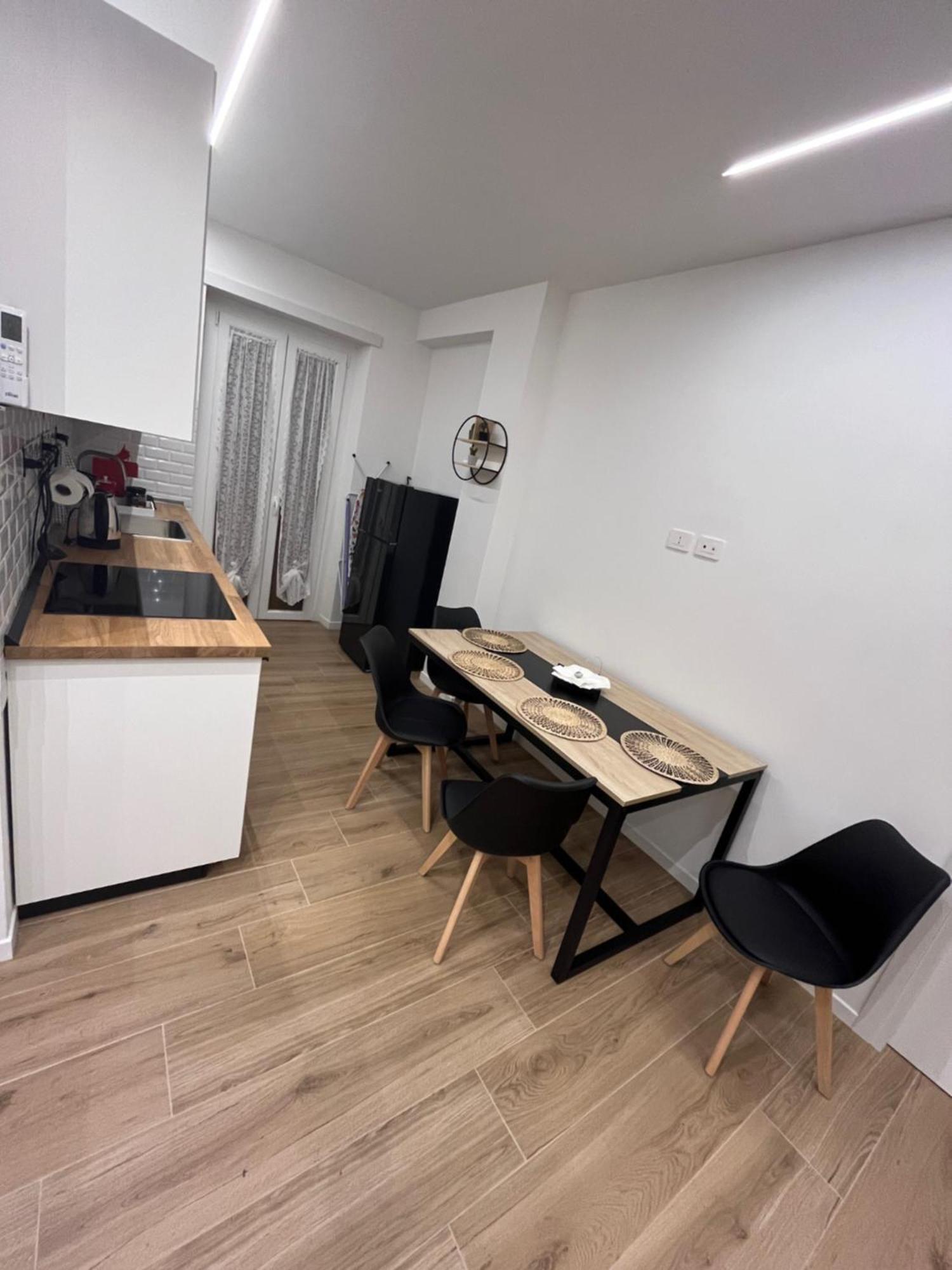 Appartamento Pollyhouse Roma Esterno foto